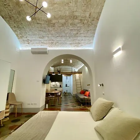 Nice Downtown Loft アパート *