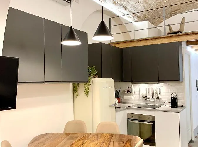 Nice Downtown Loft Apartment *