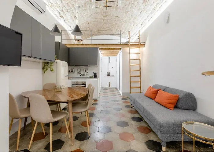 Nice Downtown Loft Apartment *