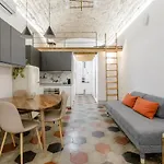 Nice Downtown Loft 아파트 *