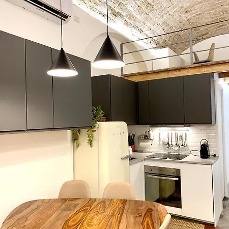 Nice Downtown Loft Apartament Rzym