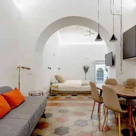 Nice Downtown Loft アパート *